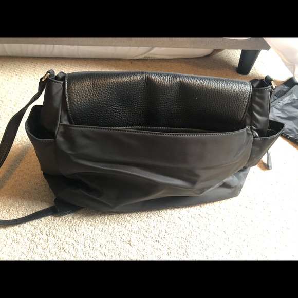 Tory Burch diaper bag! Worn once! - Picture 5 of 5